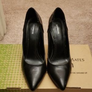 Express Pointed-Toe Pumps